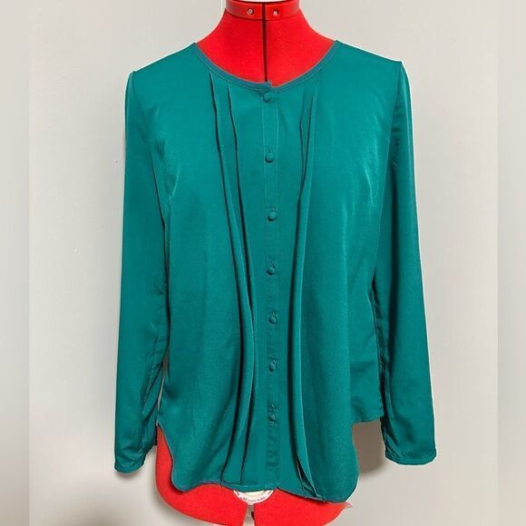 Banana republic ruffled green button up shirt. Size small - Picture 1 of 5